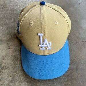 New Era LA Dodgers Jackie Robinson Two-Tone Beige and Sky Blue Cap